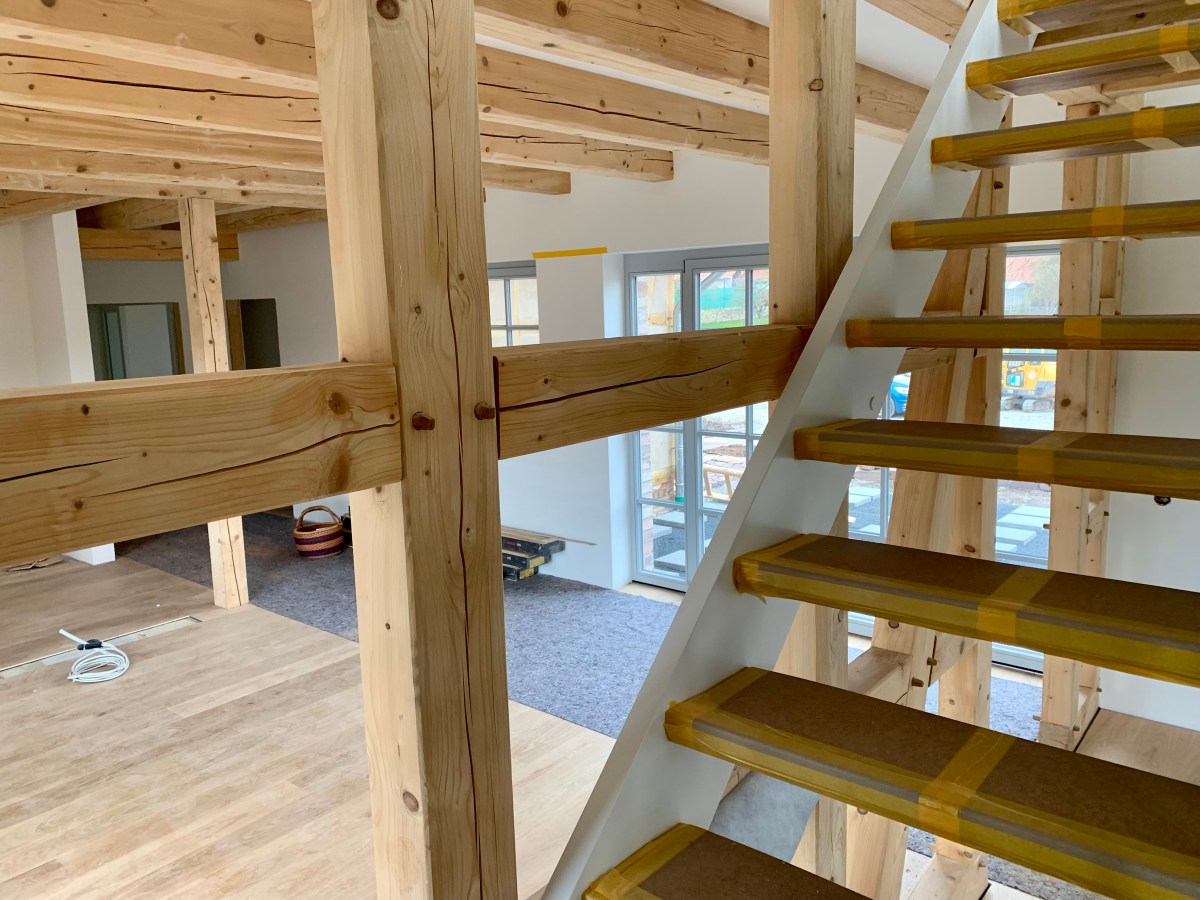 Wochen 29-35 – Maler, Fußboden- & Fliesenleger und Sanitär im Fuhrberger Fachwerkhaus&nbsp;(Innenausbau)