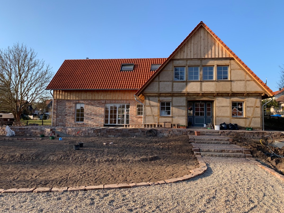 Schlussabnahme – 8 Monate nach Baubeginn ist unser Fuhrberger Fachwerkhaus&nbsp;abgenommen!